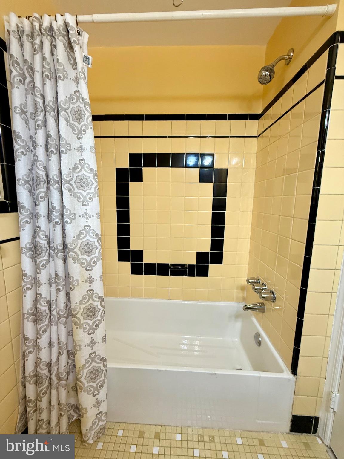 14 Concord Road Darby, PA 19023 - Photo 15 of 21 Charming vintage bathroom retreat.