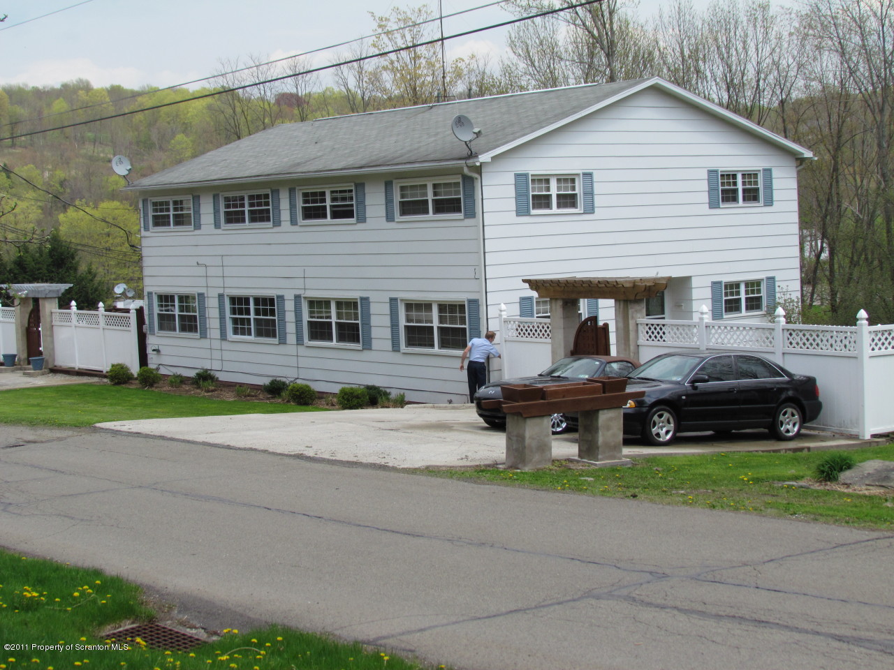 90 Humphrey Road Dalton, PA 18414 - Photo 1 of 20 Gallery Image 1