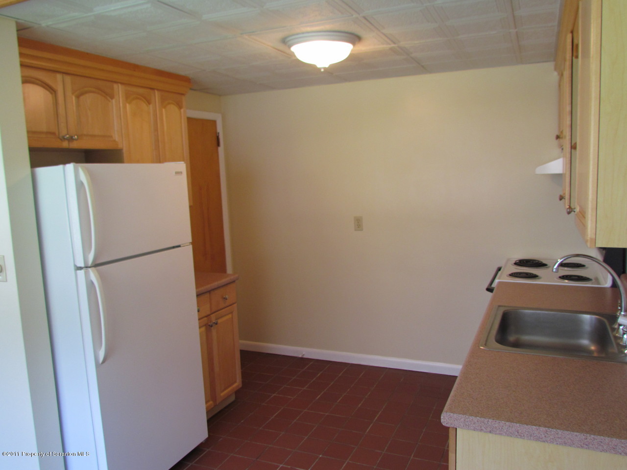 90 Humphrey Road Dalton, PA 18414 - Photo 16 of 20 Gallery Image 16
