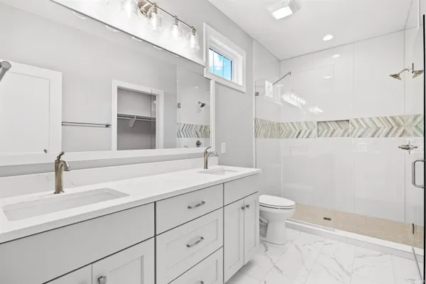 $589,000 | 935 West Baywood Drive, Bloomington, IN 47403