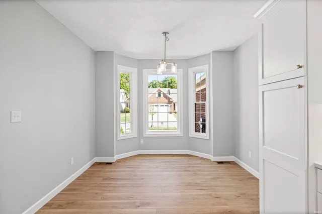 $589,000 | 935 West Baywood Drive, Bloomington, IN 47403