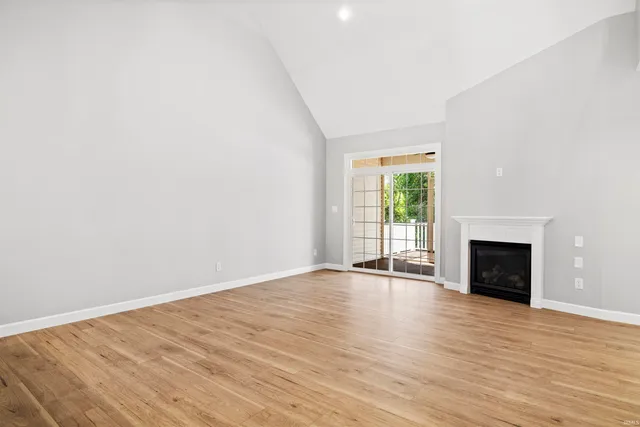 $589,000 | 935 West Baywood Drive, Bloomington, IN 47403