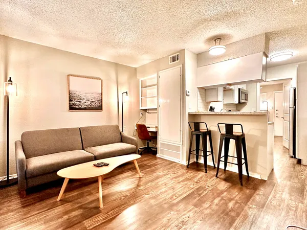 $1,175 | 2808 Whitis Avenue, Unit C207, Austin, TX 78705