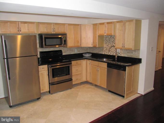 1841 California Street Northwest Washington, DC 20009 - Photo 1 of 9 Exterior (Main)