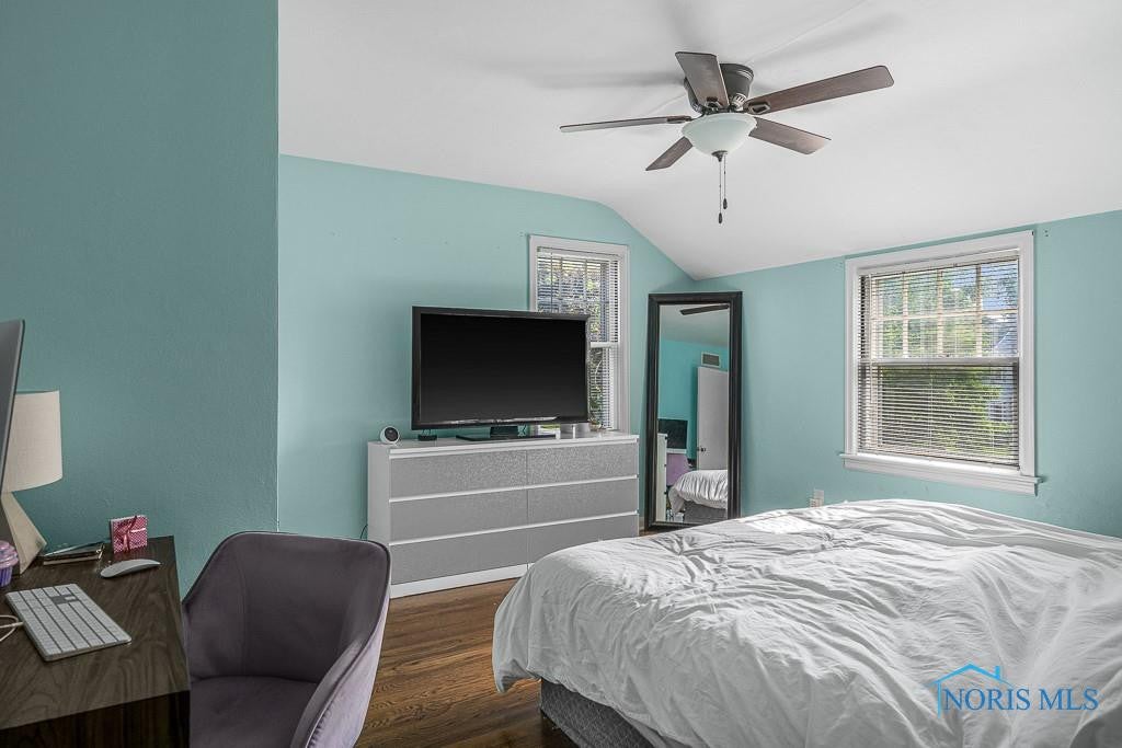2433 Hempstead Road Toledo, OH 43606 - Photo 18 of 27 Gallery Image 18