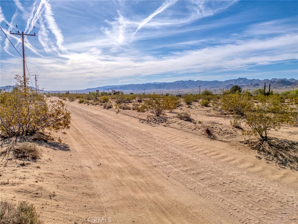 62725 2 Mile Road Joshua Tree, CA 92252 - Photo 9 of 63 Gallery Image 9