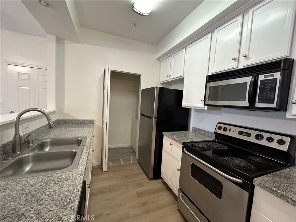 375 Central, Unit 42 Riverside, CA 92507 - Photo 11 of 28