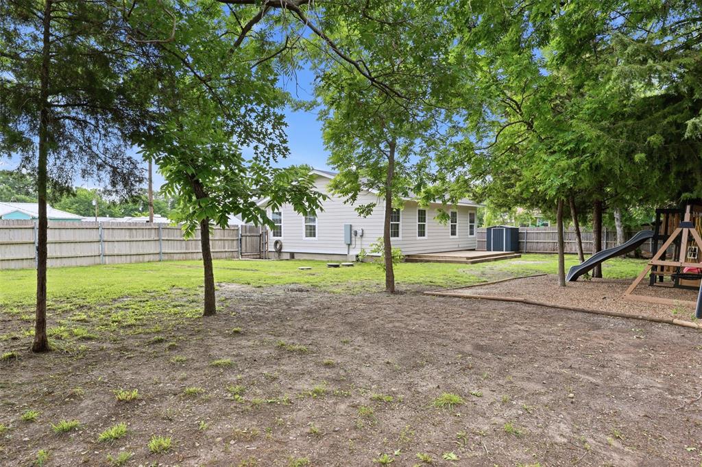 258 Spring Valley Azle, TX 76020 - Photo 26 of 34