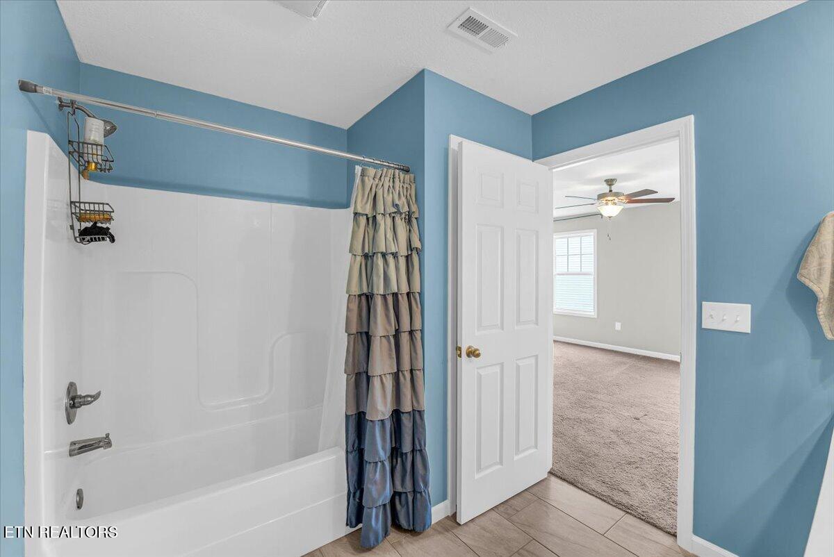 5961 Rain Cloud Road Knoxville, TN 37918 - Photo 30 of 45 30-Master Bath A2