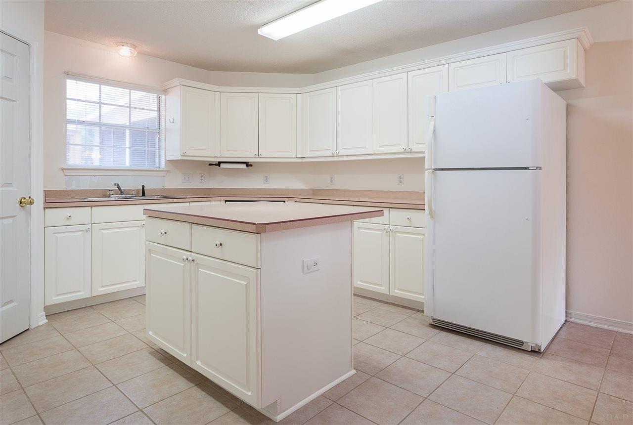 855 Ridge View Lane Pensacola, FL 32514 - Photo 8 of 29 Gallery Image 8