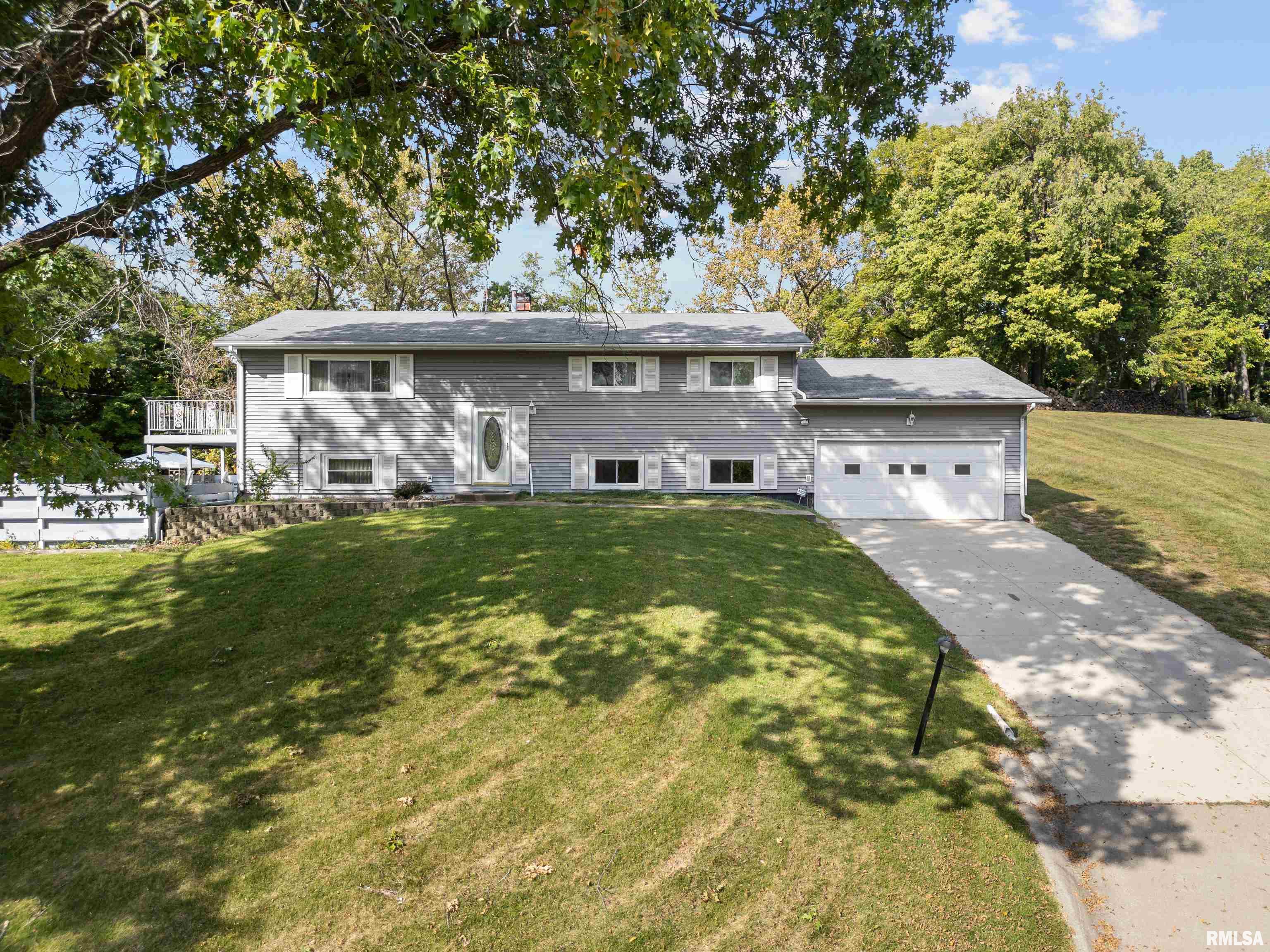 402 Barber Creek Road Port Byron, IL 61275 - Photo 8 of 35 Gallery Image 8