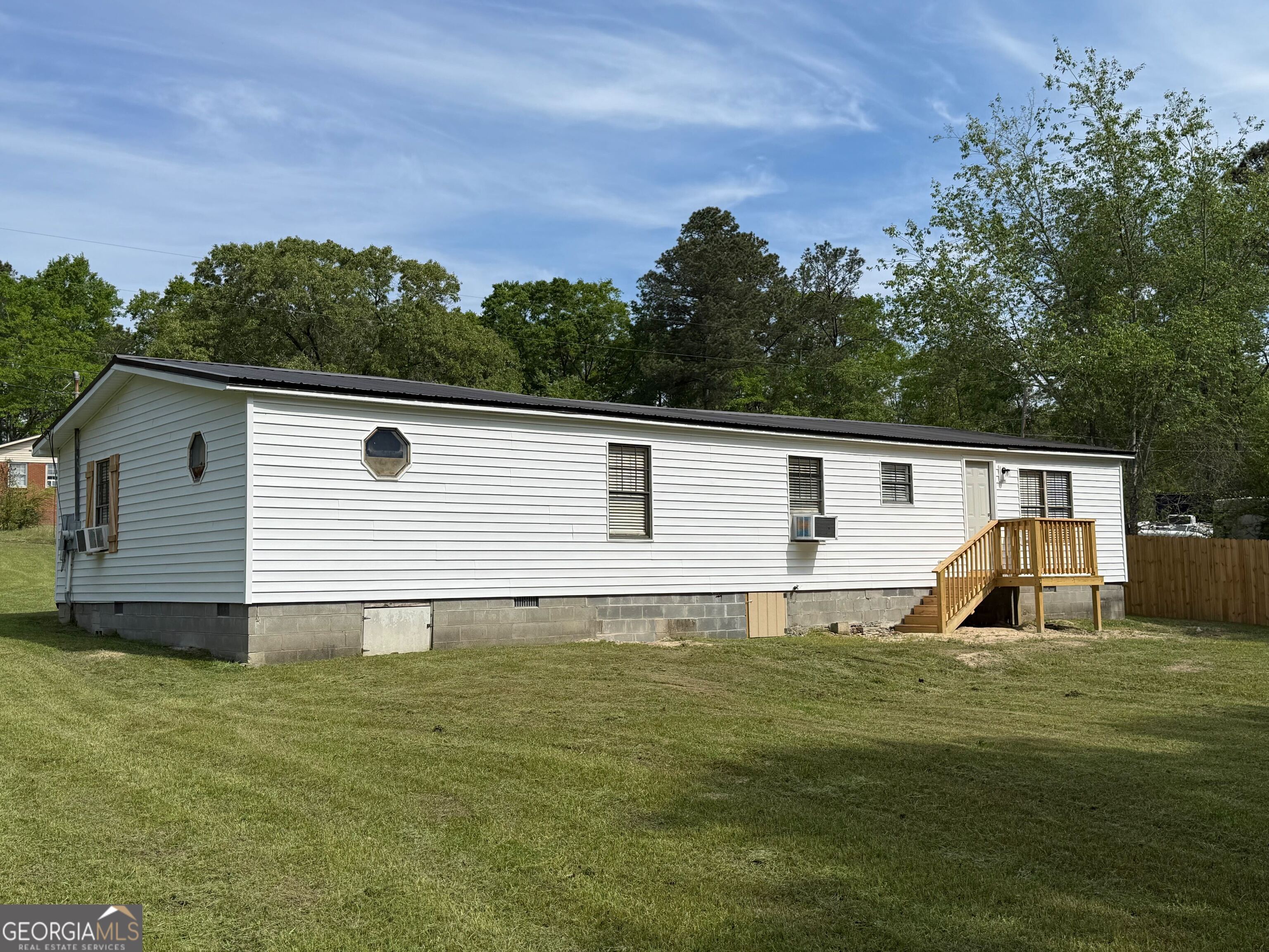 165 Pounds Road Southwest Milledgeville, GA 31061 - Photo 3 of 5