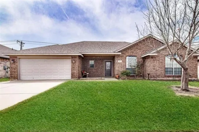 $314,900 | 617 Bretts Way, Burleson, TX 76028