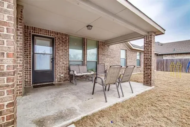 $314,900 | 617 Bretts Way, Burleson, TX 76028