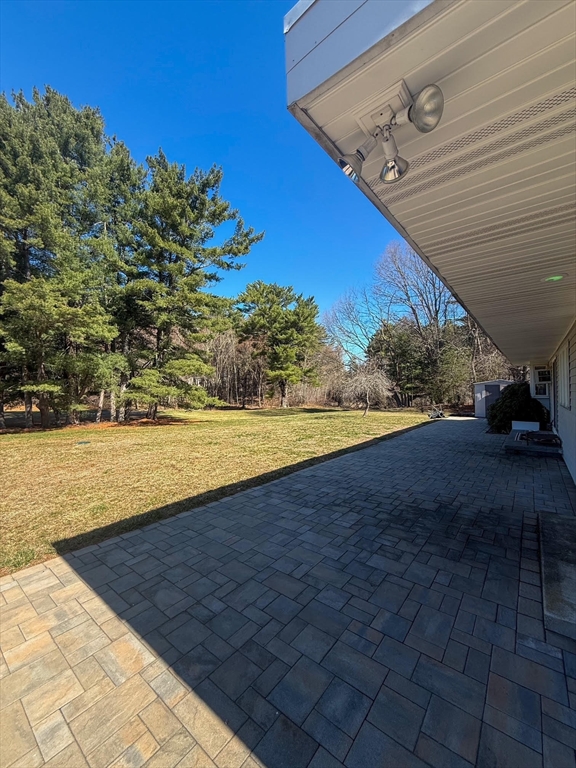 5 Endicott Road Boxford, MA 01921 - Photo 5 of 28
