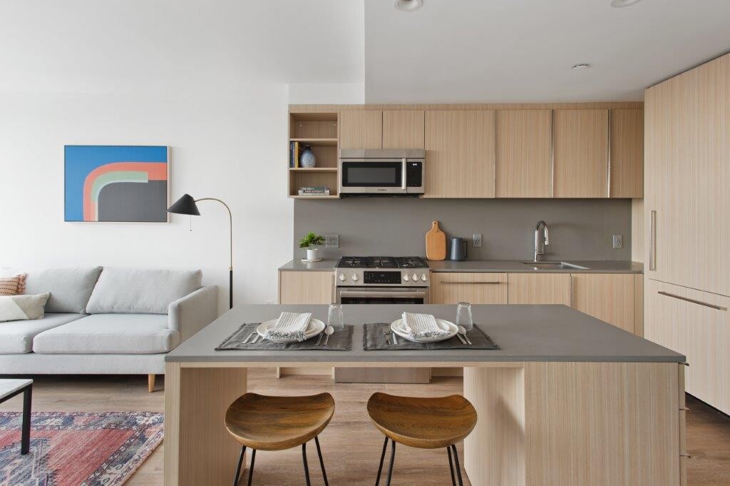 315 West 33rd Street, Unit 23K Manhattan, NY 10001 - Photo 2 of 13