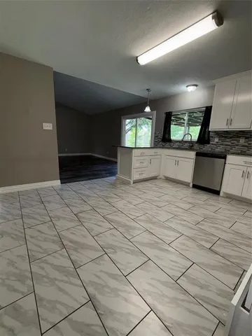 $2,225 | 6809 Greenspring Drive, Arlington, TX 76016