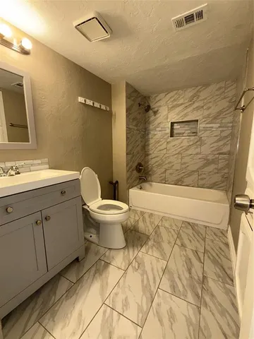 $2,225 | 6809 Greenspring Drive, Arlington, TX 76016