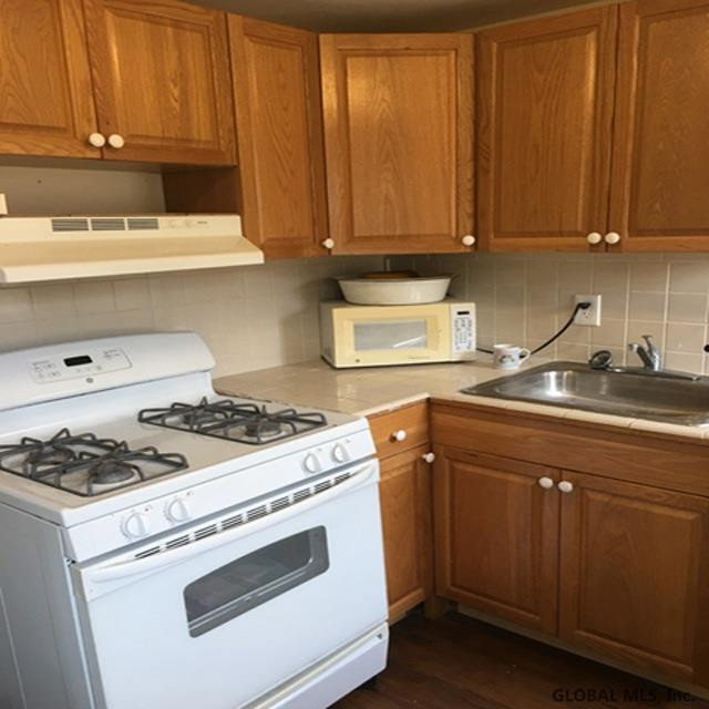 112 Lampman Road Broadalbin, NY 12025 - Photo 11 of 17 Photo 11