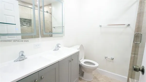 $3,850 | 213 East Forest Oak Circle, Unit 213, Davie, FL 33325