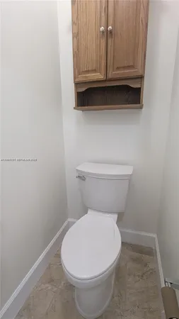 $3,850 | 213 East Forest Oak Circle, Unit 213, Davie, FL 33325