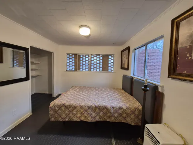 $178,000 | 2203 Louisiana Drive, New Iberia, LA 70560