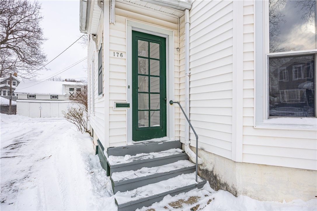 176 Caroline Street Rochester, NY 14620 - Photo 12 of 43