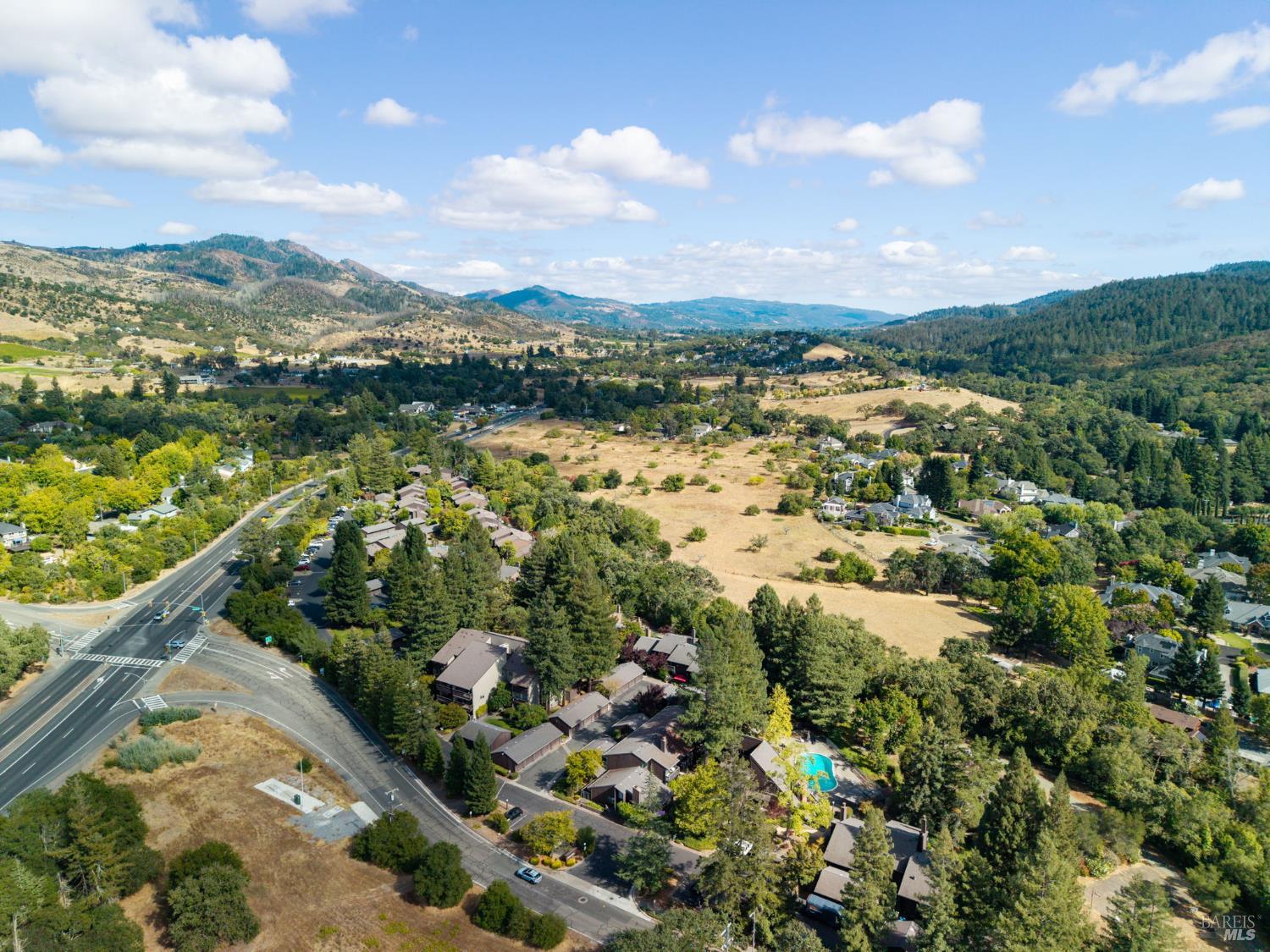 300 Los Alamos Road, Unit 201 Santa Rosa, CA 95409 - Photo 38 of 39 Gallery Image 38