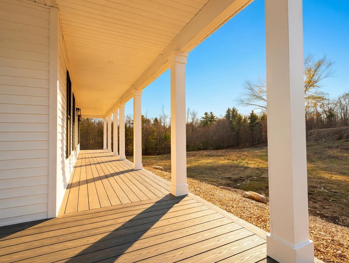 152 Young Road Gilford, NH 03249 - Photo 4 of 60 Gallery Image 4