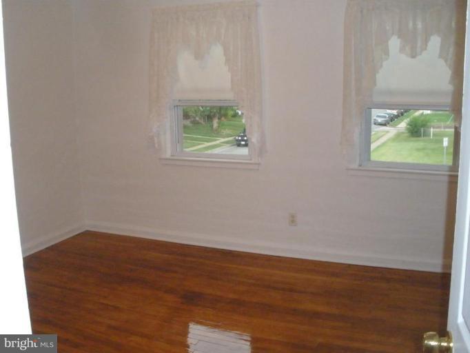 6932 Broening Road Dundalk, MD 21222 - Photo 11 of 14 Bedroom #1