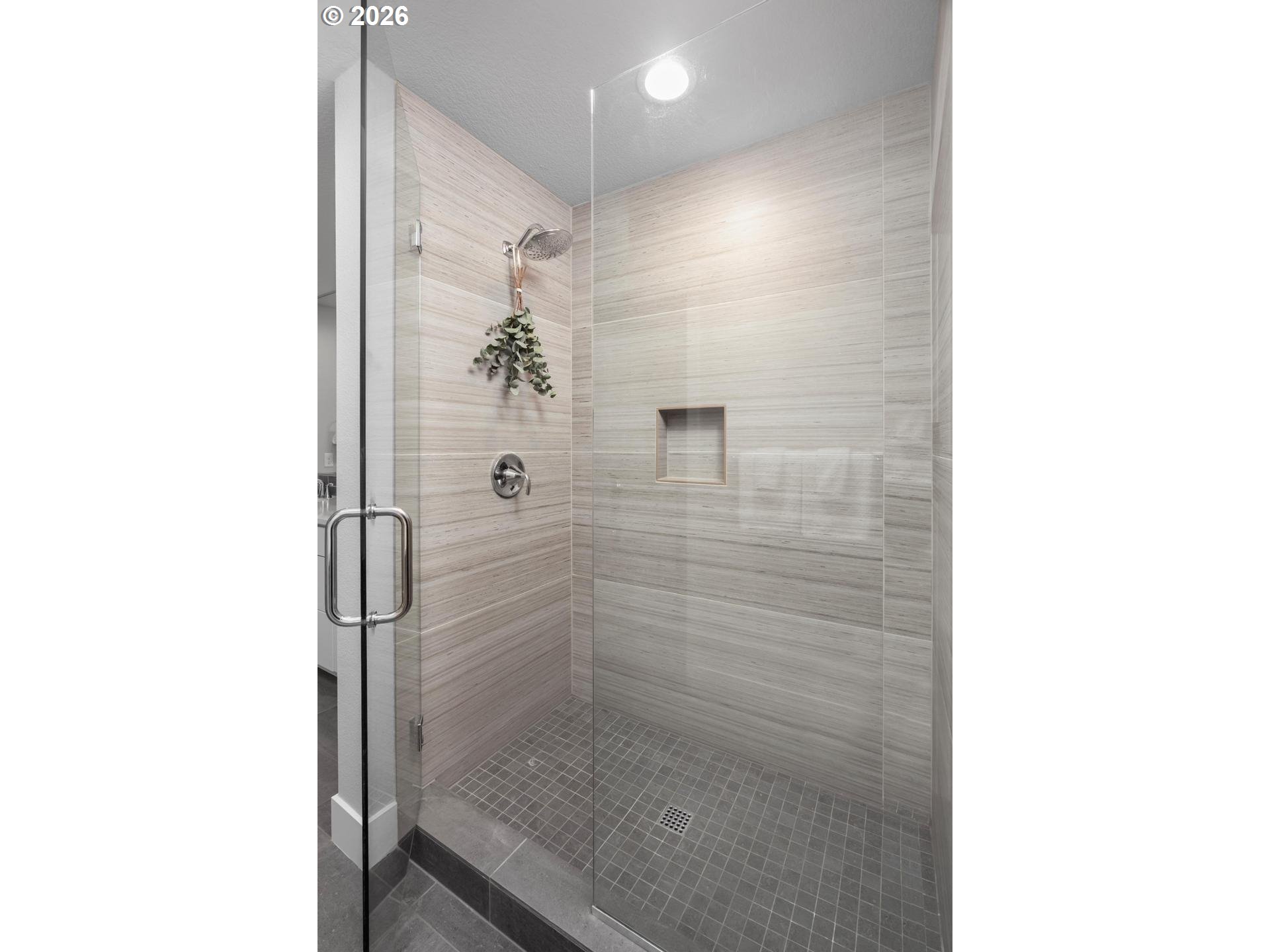 5489 North 91st Avenue Camas, WA 98607 - Photo 29 of 44 a bathroom with a shower