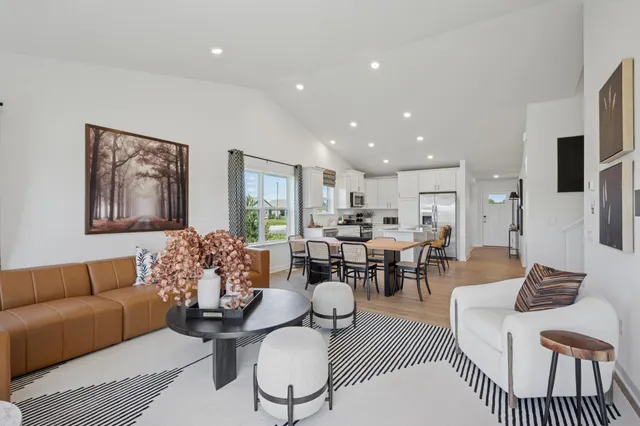 $433,365 | 26573 8th Street West, Zimmerman, MN 55398