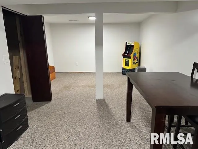 $219,900 | 2 Springwater Drive, Jacksonville, IL 62650