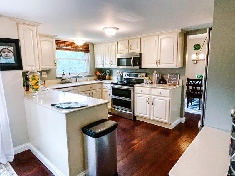 136 Tara Ridge Court Ballwin, MO 63021 - Photo 8 of 23 Gallery Image 8