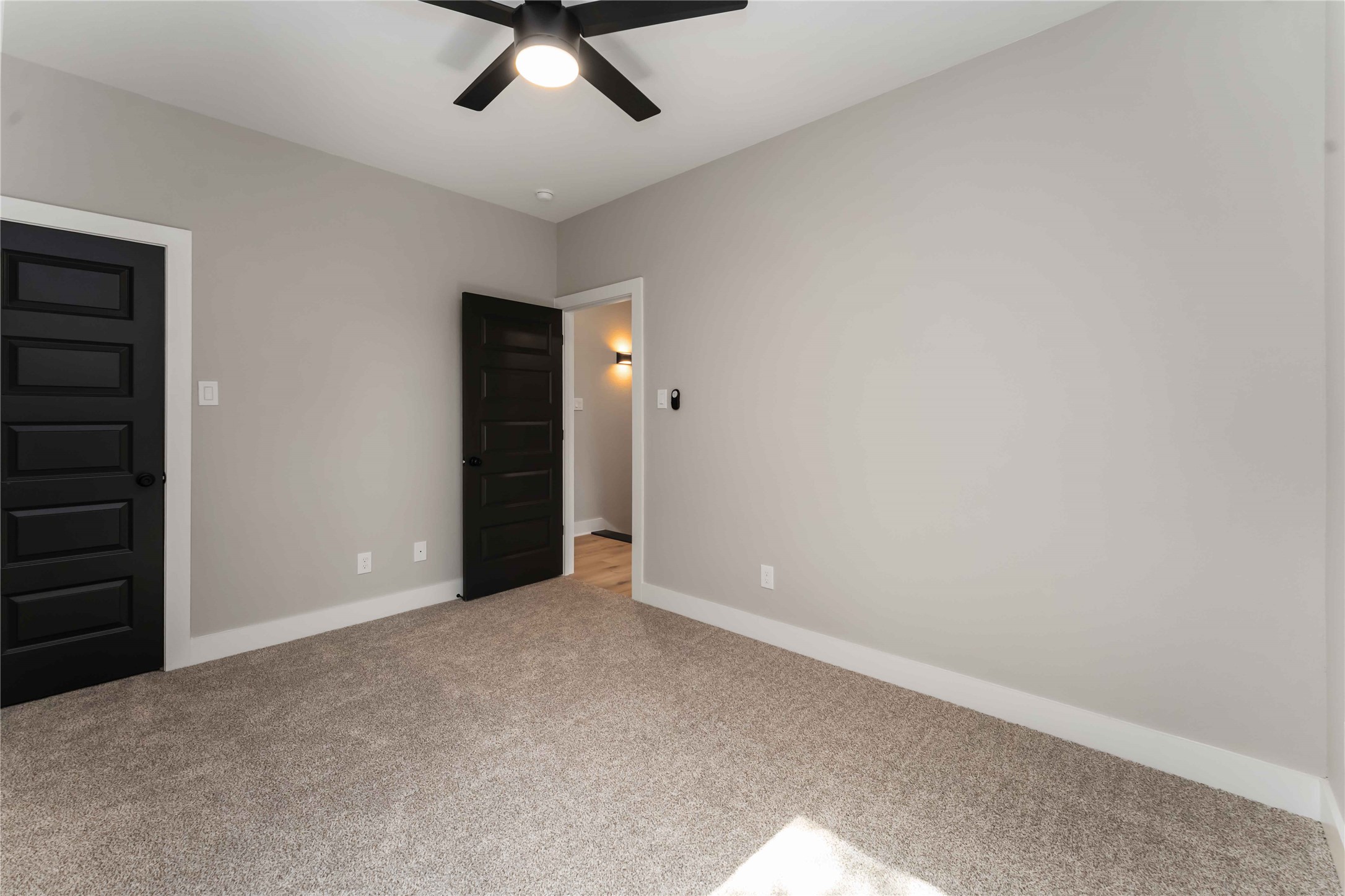 4201 Mallow Street Houston, TX 77051 - Photo 14 of 23 an empty room with closet area