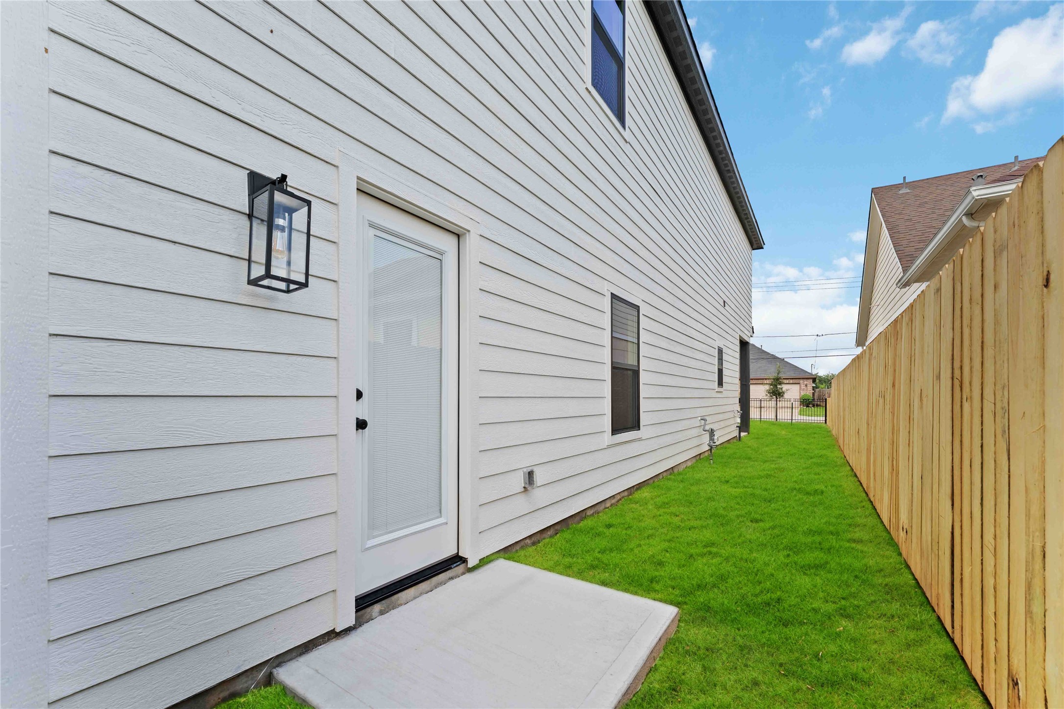 4201 Mallow Street Houston, TX 77051 - Photo 22 of 23 a view of a backyard