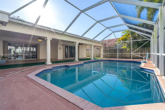 $845,000 | 1092 Northwest 162nd Avenue, Pembroke Pines, FL 33028