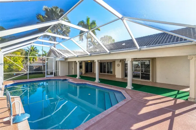 $845,000 | 1092 Northwest 162nd Avenue, Pembroke Pines, FL 33028