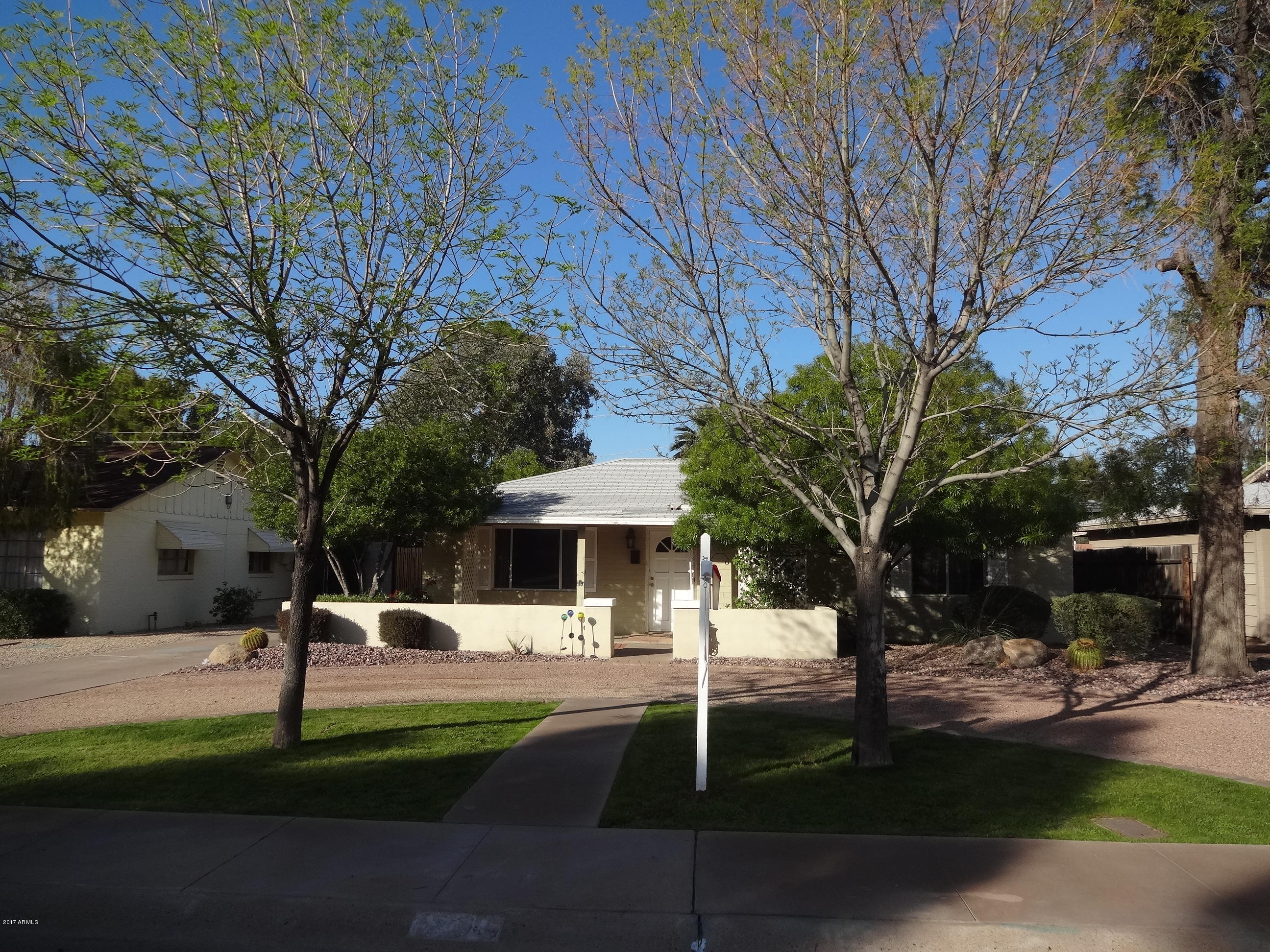 1906 East Roma Avenue Phoenix, AZ 85016 - Photo 1 of 21 Front Main House