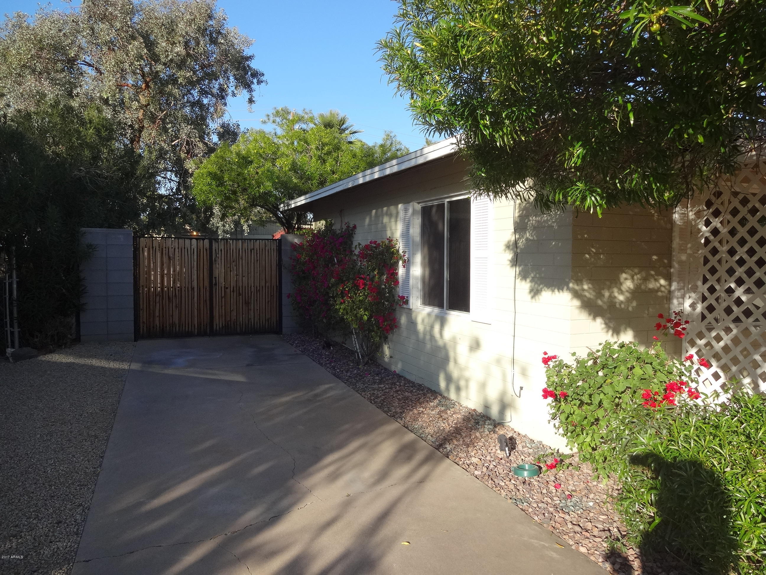 1906 East Roma Avenue Phoenix, AZ 85016 - Photo 21 of 21 Side Driveway & RV Gate