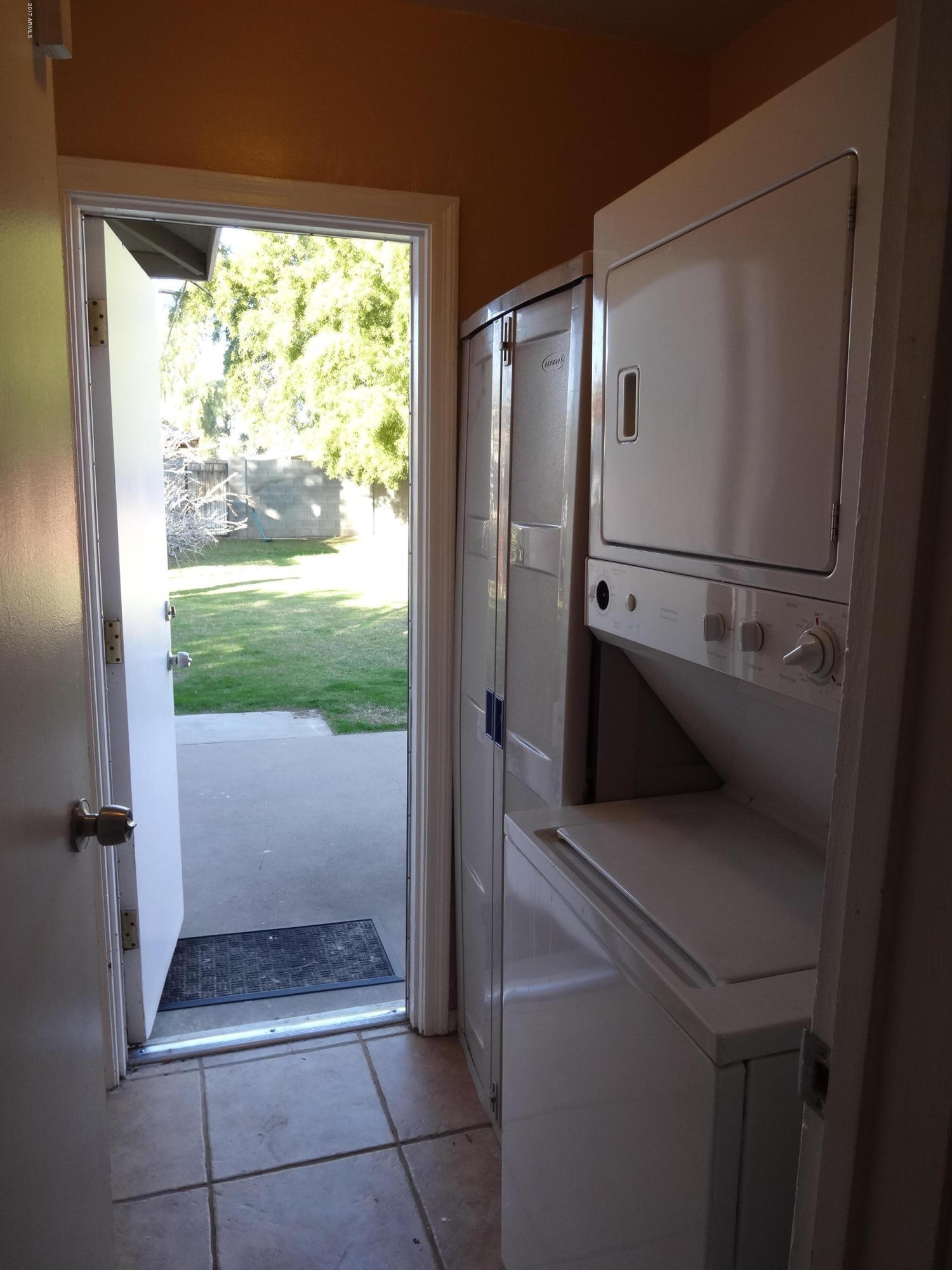 1906 East Roma Avenue Phoenix, AZ 85016 - Photo 9 of 21 Inside Laundry