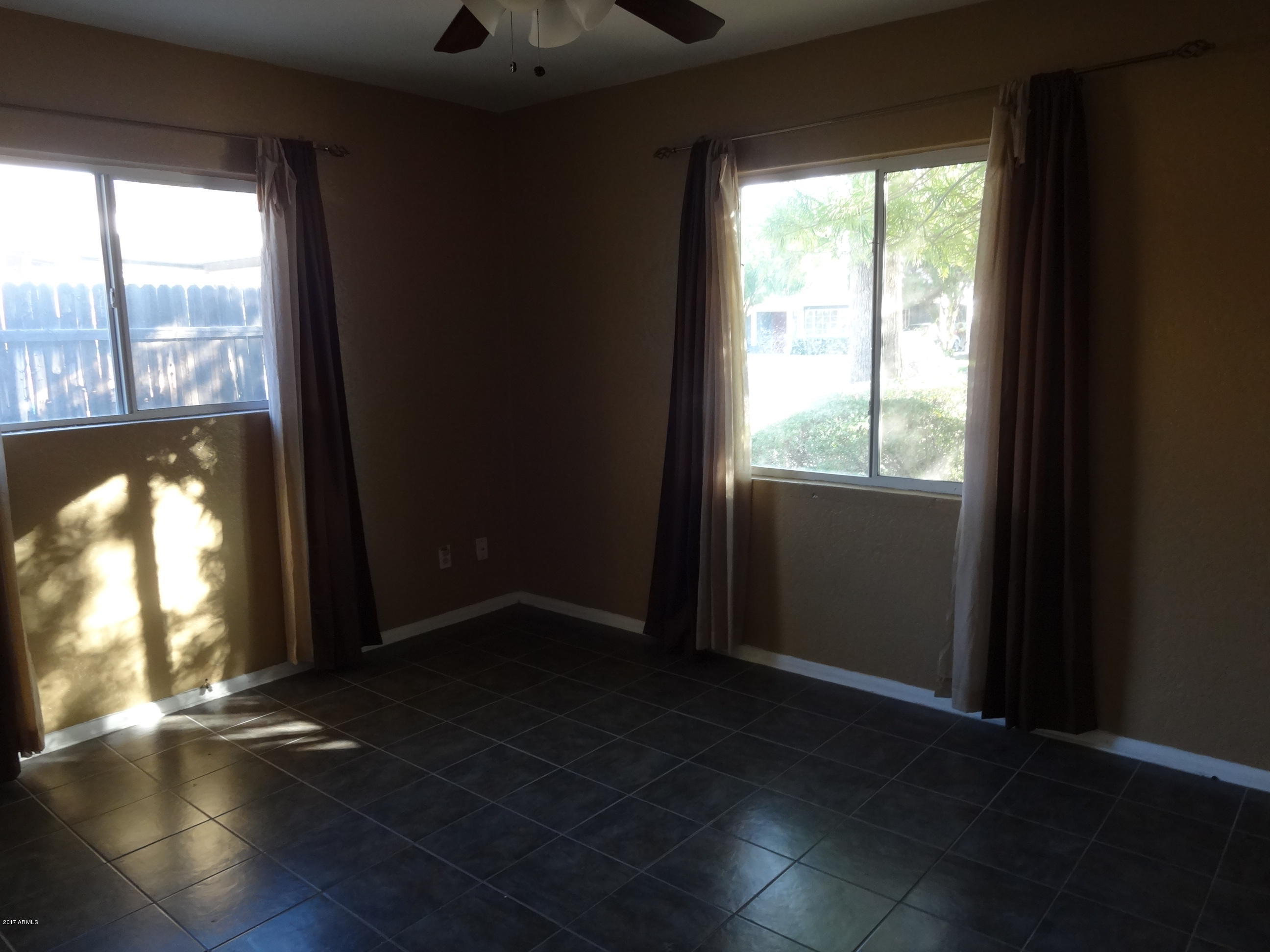 1906 East Roma Avenue Phoenix, AZ 85016 - Photo 10 of 21 Main House Bedroom