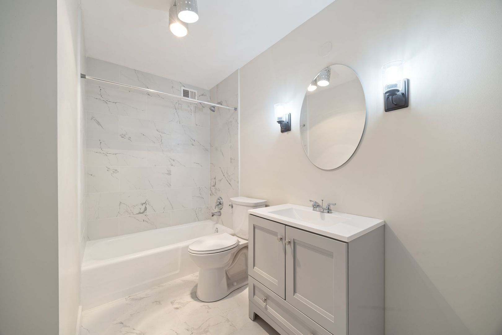 2015 South Finley Road, Unit 302 Lombard, IL 60148 - Photo 10 of 20