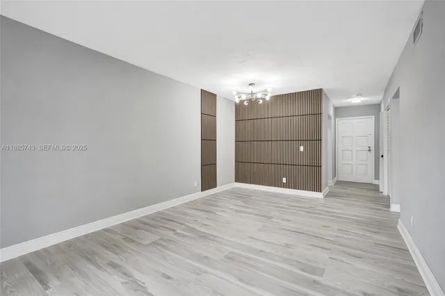 a view of a utility room