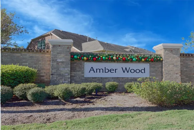 $319,900 | 14106 Commons Cove Court, Humble, TX 77396