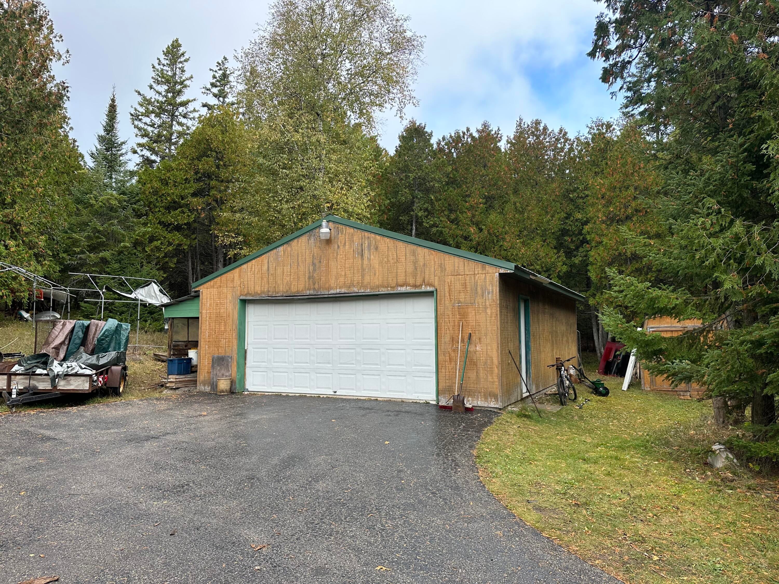 1634 Gros Cap Road St. Ignace, MI 49781 - Photo 7 of 10 Gallery Image 7