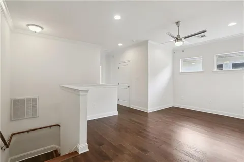 $470,000 | 404 North Labarre Road, Metairie, LA 70001