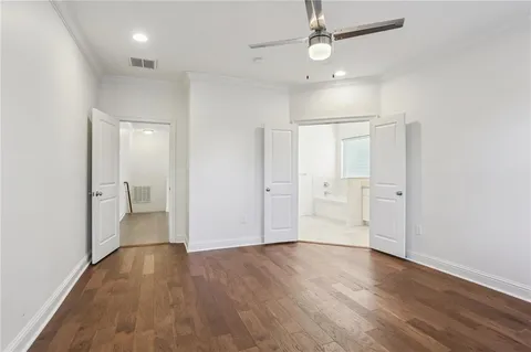 $470,000 | 404 North Labarre Road, Metairie, LA 70001