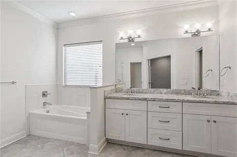 $470,000 | 404 North Labarre Road, Metairie, LA 70001