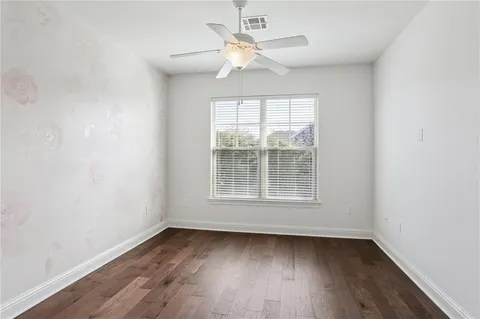 $470,000 | 404 North Labarre Road, Metairie, LA 70001